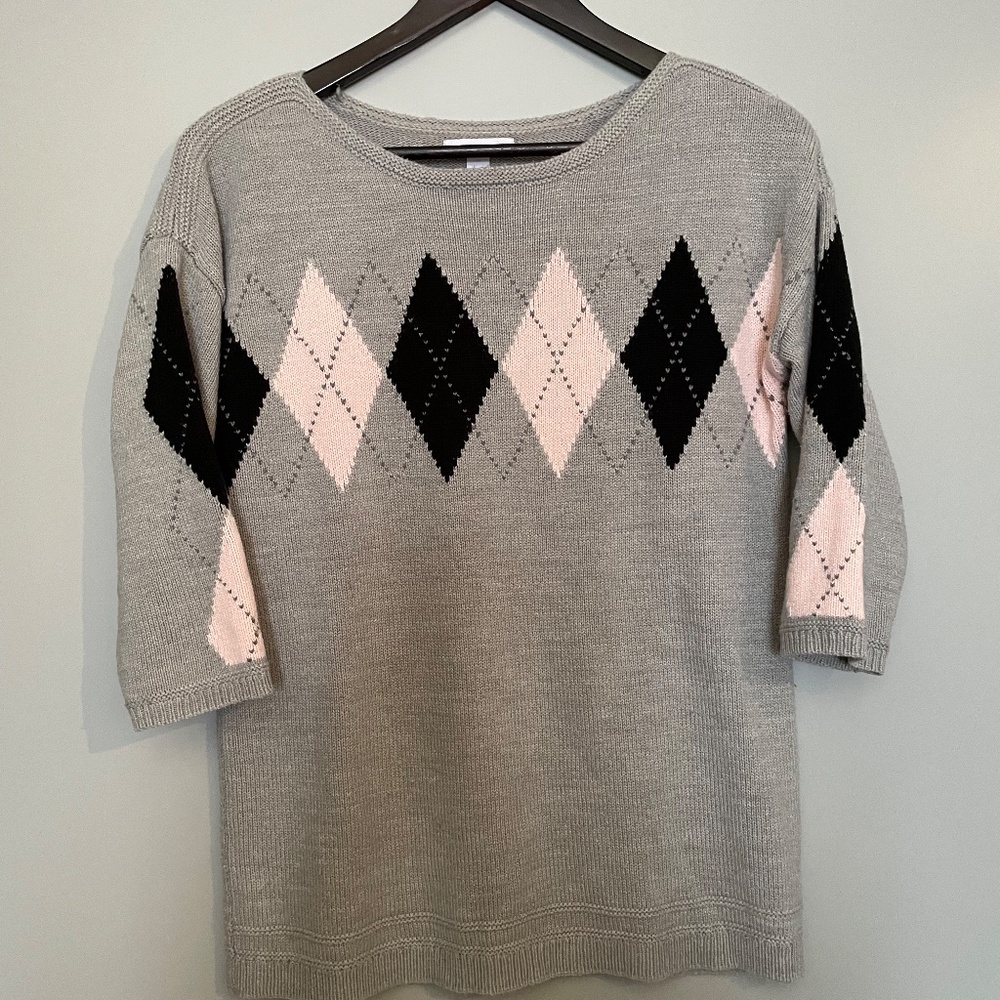 2 Women’s New York and Company Sweaters